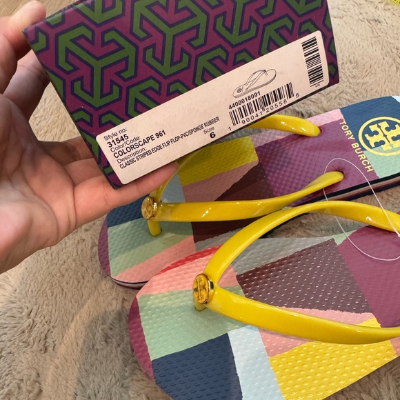 NWB Tory Burch colorscape classic striped edge flip flop Size 6 Sandals - Picture 8 of 8